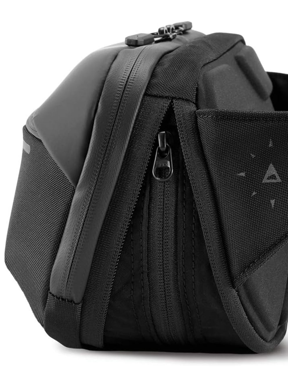 Navigator Water Resistant Fanny Pack - 1L w/ 2L Built-In Expansion