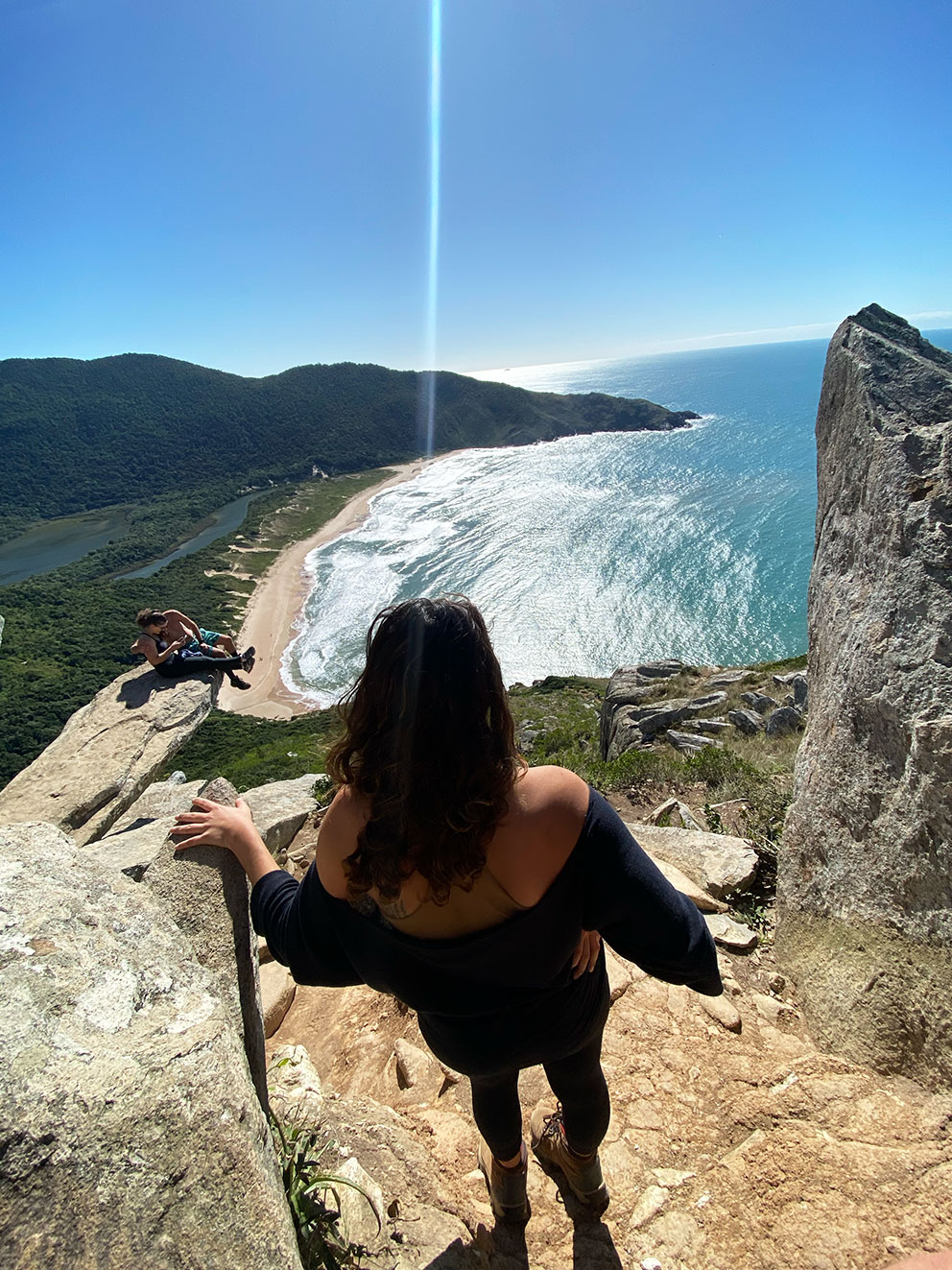 Embracing the Digital Nomad Lifestyle in South America: A Traveler's Guide to Working Remotely
