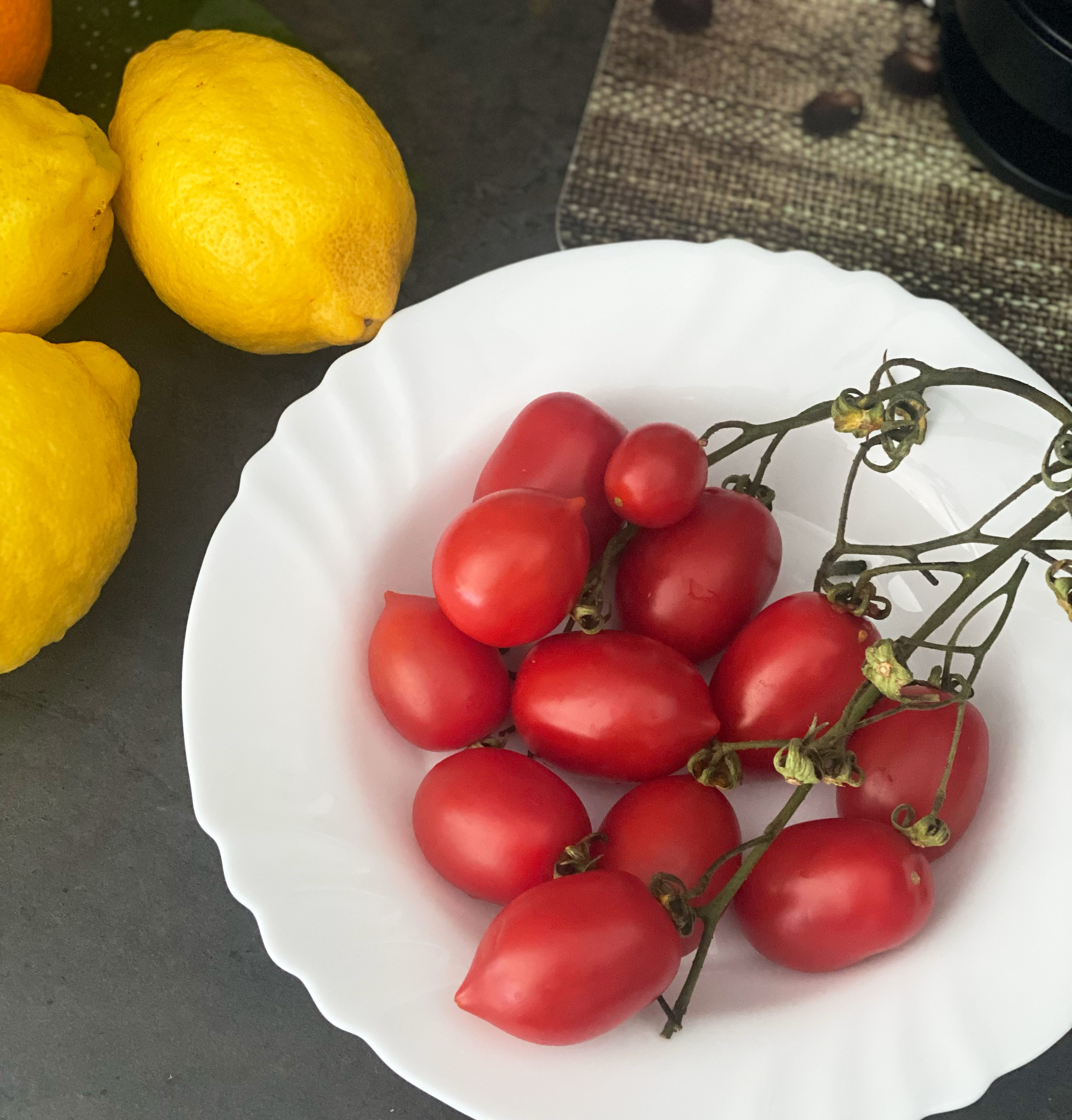 Use local ingredients when traveling and cooking as a nomad
